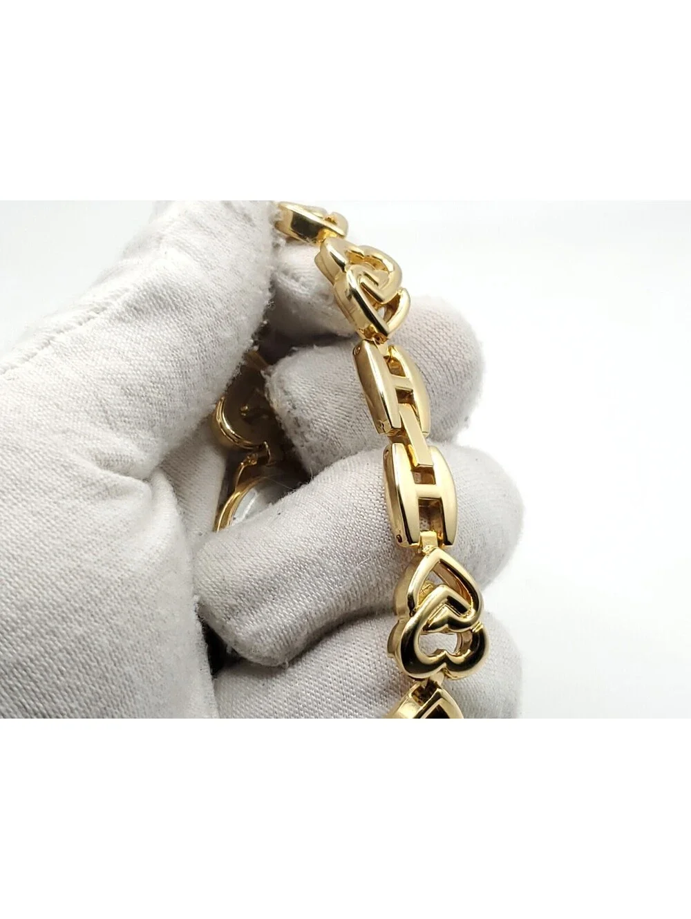 Quartz Womens Watch New Battery Gold Tone Heart Band 22mm